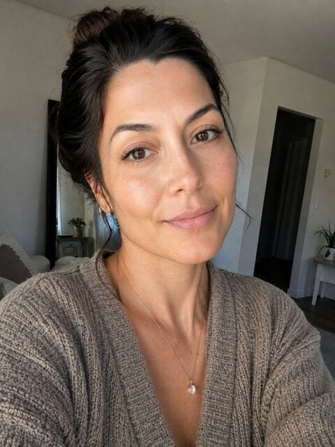 Blushlay customer with enhanced lashes