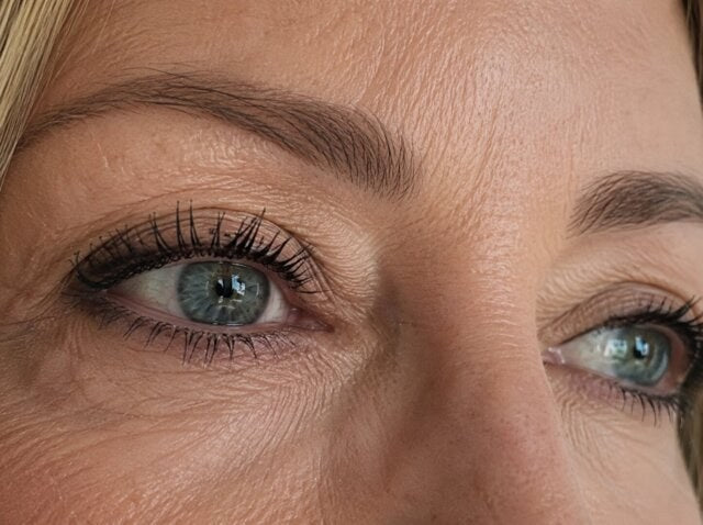 Customer lash result with Blushlay